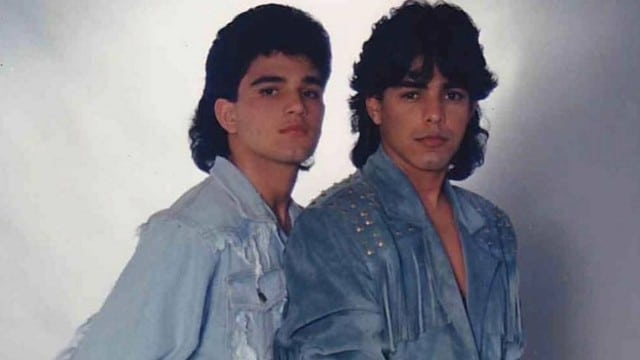 Zezé di Camargo e Luciano despontaram na década de 90, e desde então fizeram um sucesso absoluto, tanto em shows como em programas de televisão (Foto Reprodução/Internet)