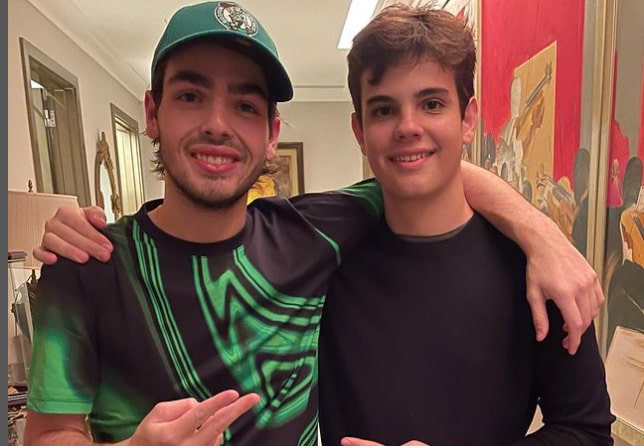 João Guilherme e Rodrigo, filhos do casal (Foto Reprodução/Instagram)