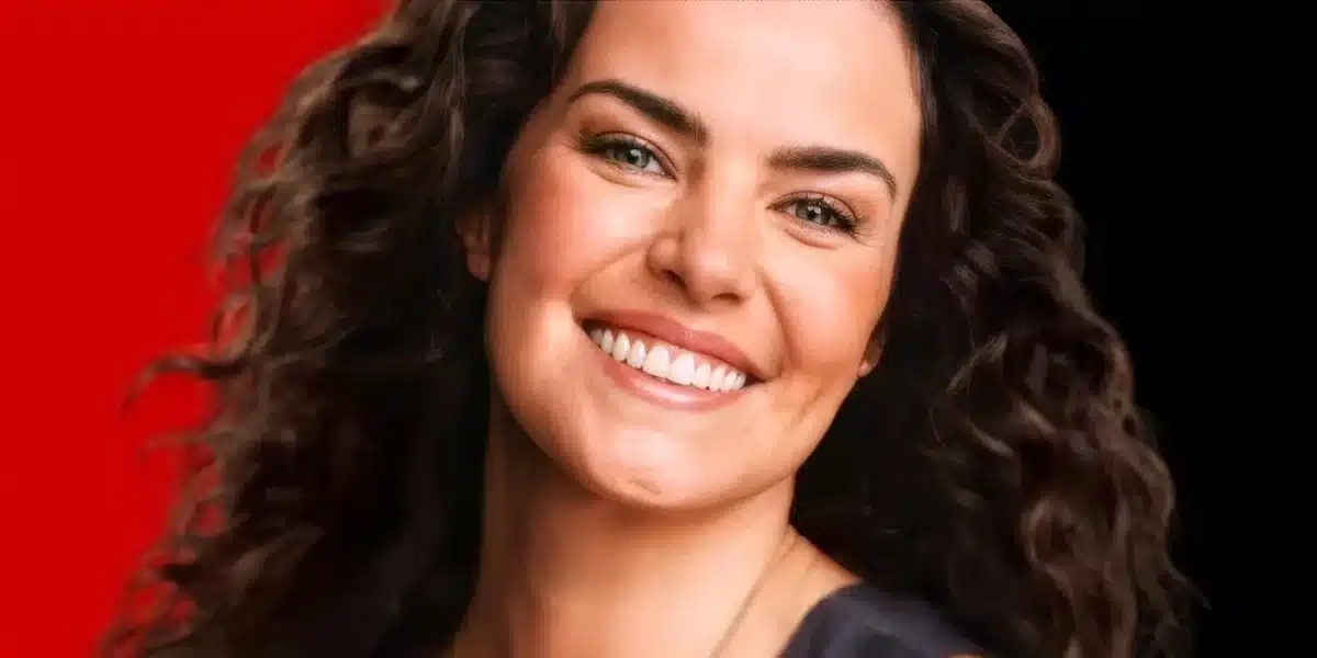 Ana Paula Arósio surgiu em 2020 em um comercial do banco Santander (Foto reprodução) 