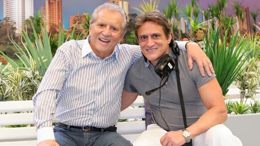 Carlos Alberto ao lado do filho, Marcelo de Nóbrega. (Foto: Reprodução)
