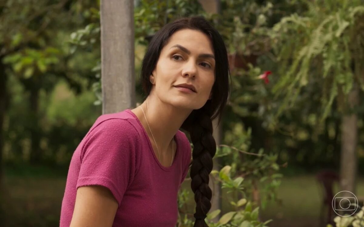 Paula Barbosa como Zefa, no remake de "Pantanal" (Foto Reprodução/Globo)