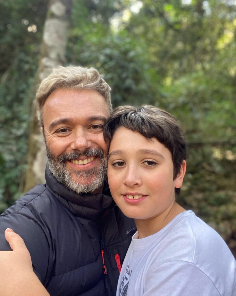 Ângelo Paes Leme e filho (Foto: Reprodução/Instagram)