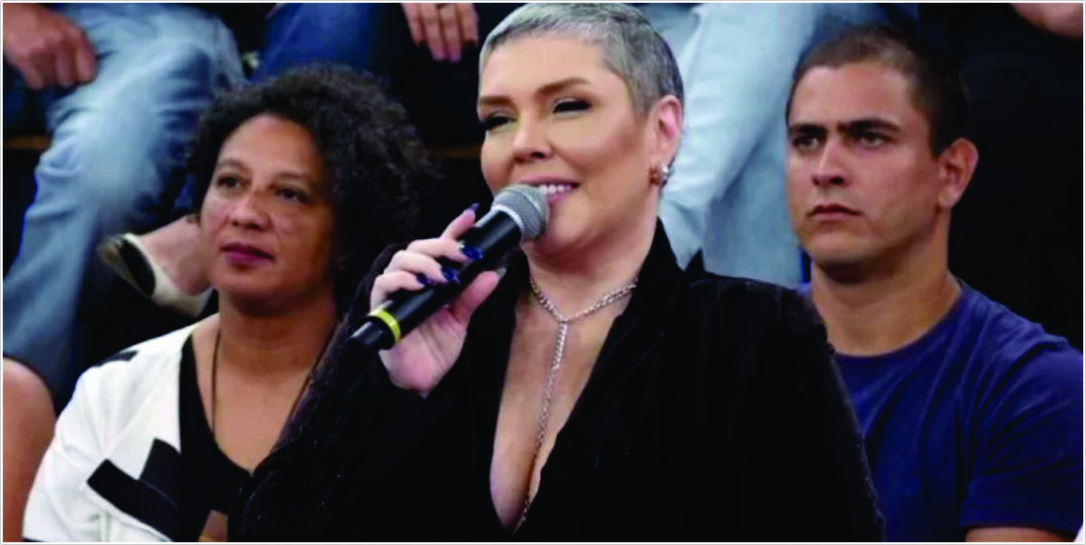 Simony no programa "Altas Horas" (Foto: Reprodução/ Globo)