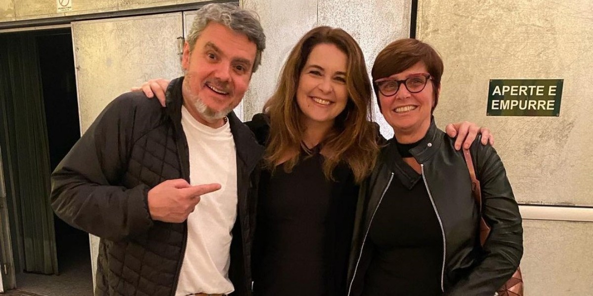 Cássio Gabus Mendes, Cláudia Abreu e Lídia Brondi (Foto: Reprodução/Instagram)