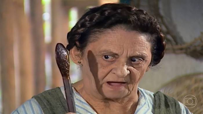 Atriz Laura Cardoso integrou o elenco de Chocolate com Pimenta. (Foto: reprodução/Globo)