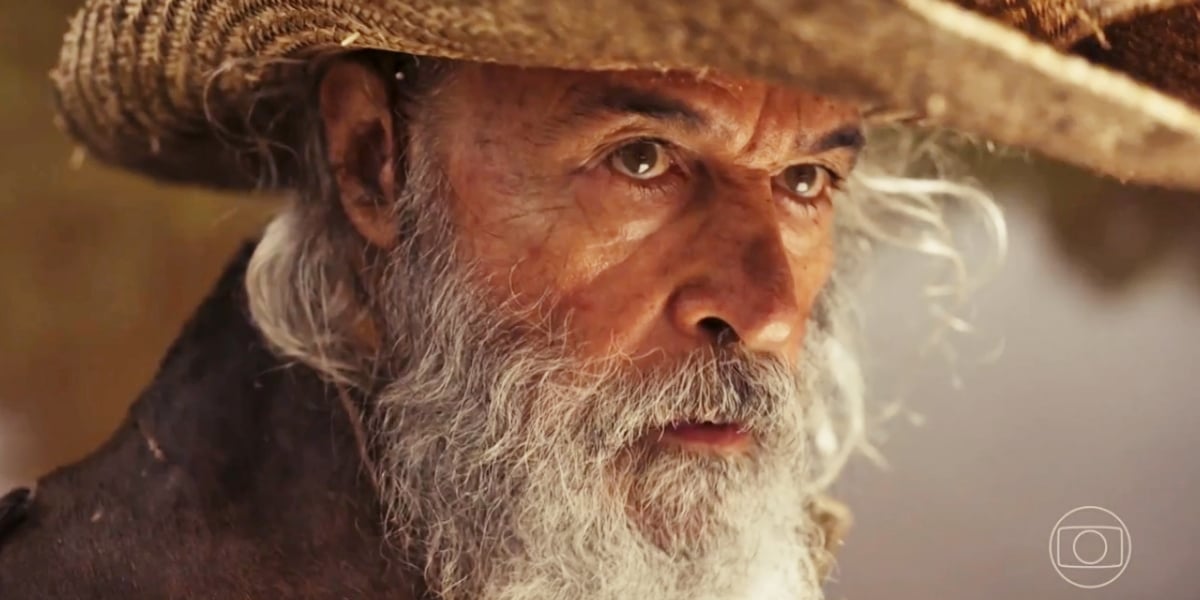 Osmar Prado como Velho do Rio em cena de Pantanal